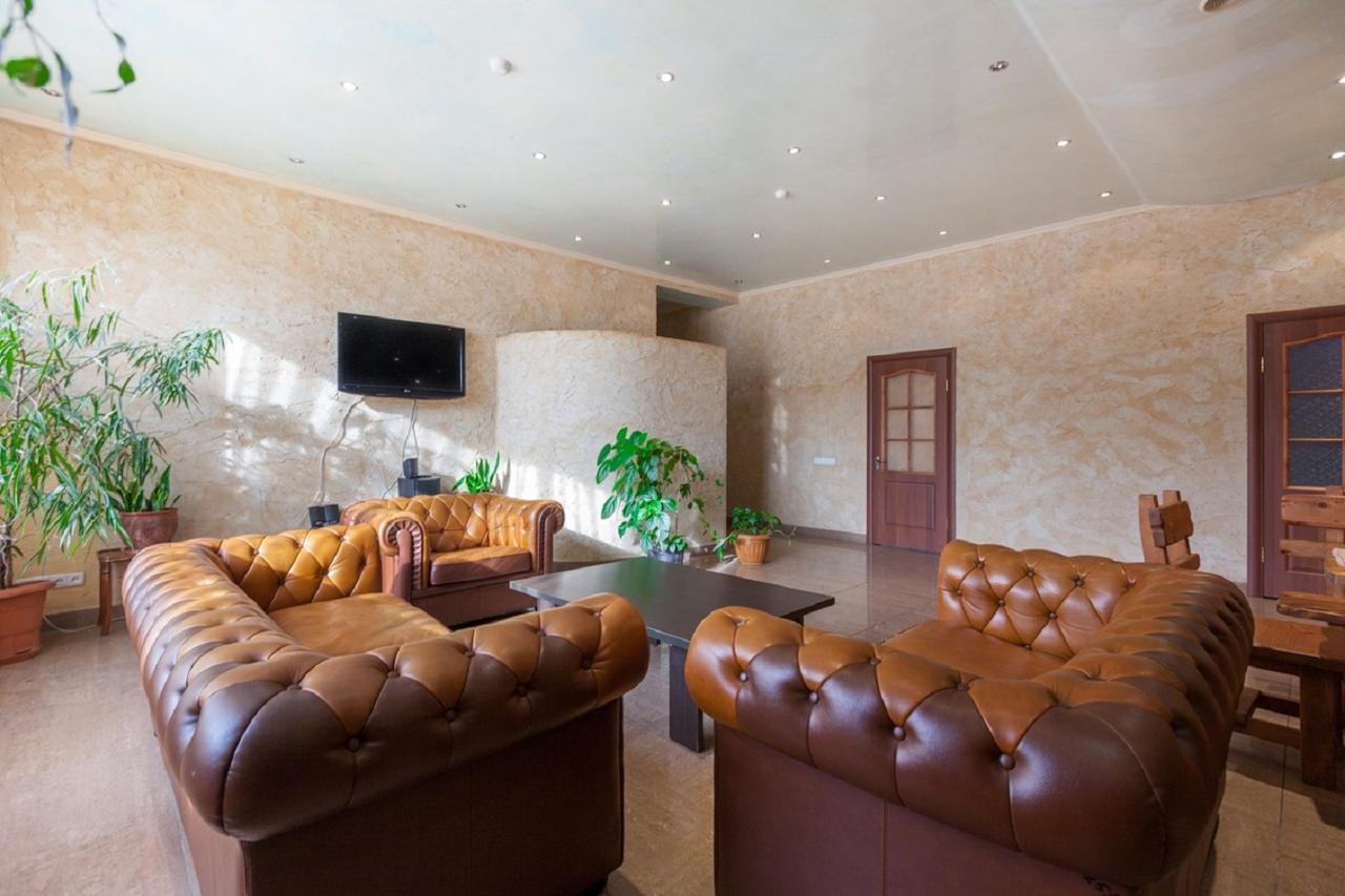 אלמטי Stary Melnik Hotel מראה חיצוני תמונה